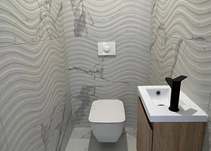 Rare T2 New, Waterfront *