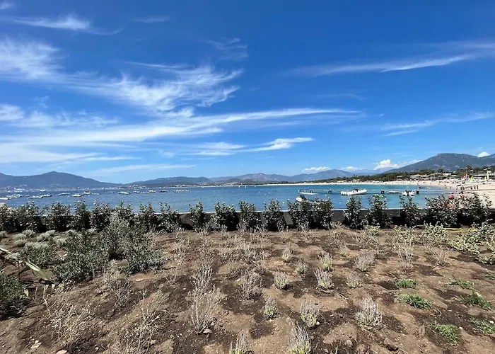 Rare T2 New, Waterfront Lägenhet *